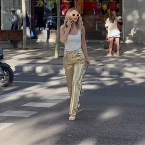 ZARA GOLD ZW MID-RISE BOYFRIEND JEANS